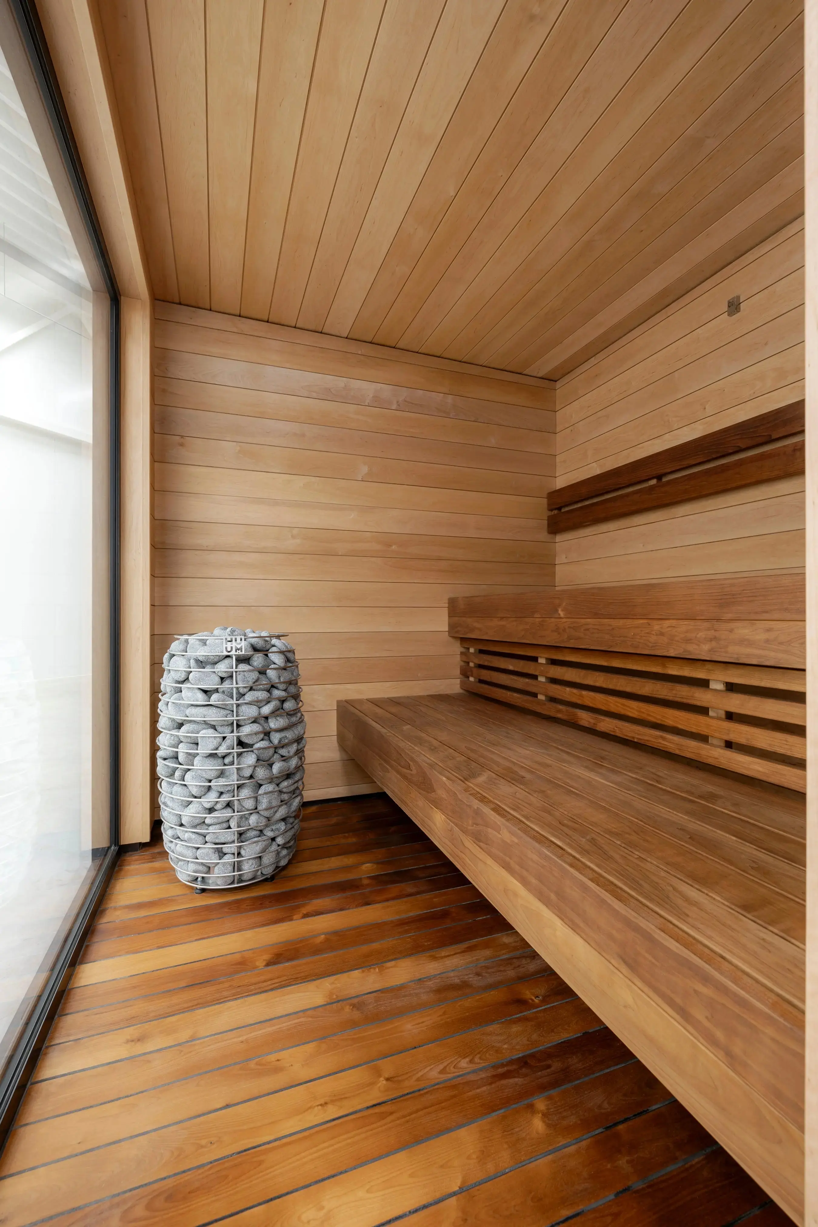 Custom Luxury Sauna - Image 11