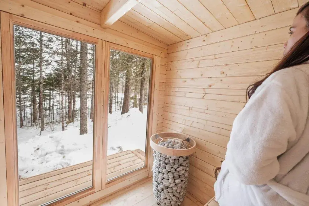 Terassi W/ Change Room- Modern Sauna - Image 6